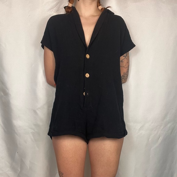 Princess Polly Vixen Romper - Picture 2 of 4